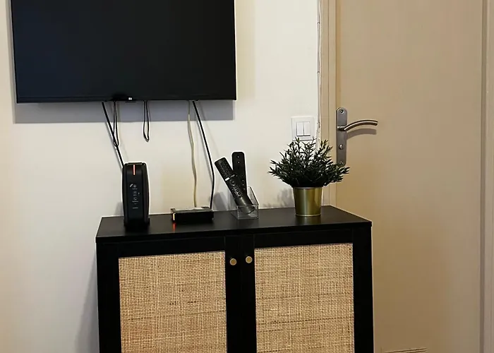 Montparnasse Apartment